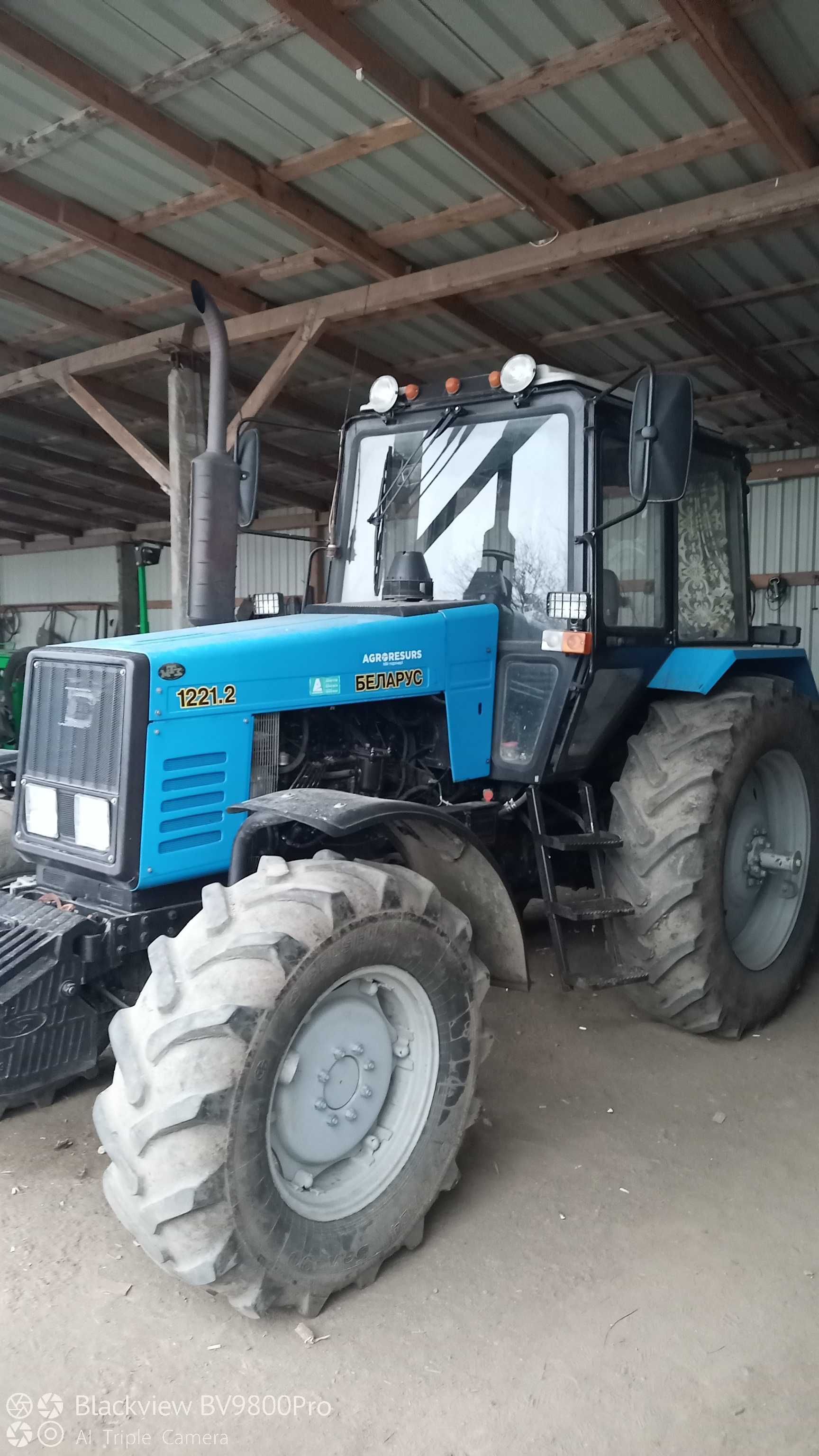 Продам трактор МТЗ 1221,2