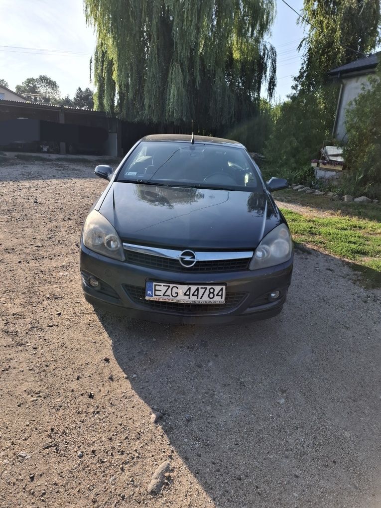 Opel Astra H Twin Top 1.8 140 km