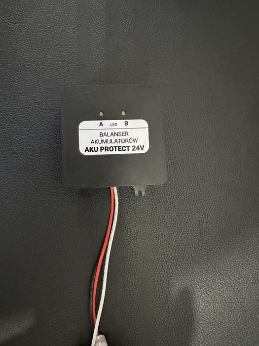 Джерело безперебійного живлення Volt Polska SINUS PRO 2000 W 24/230V