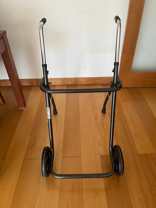 Andarilho para idoso