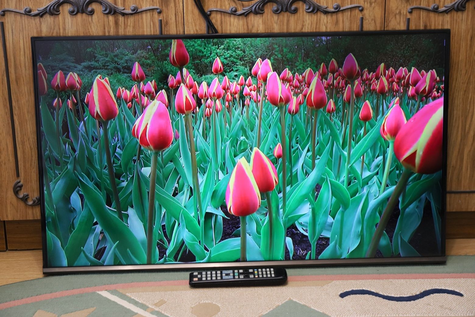 Samsung  UE 40H5090AS   40  дюймаов