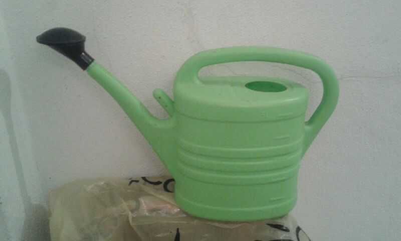 Regador de 5 litros