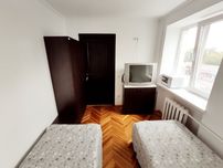 Затишна кімната біля парку Шевченка, аквапарку