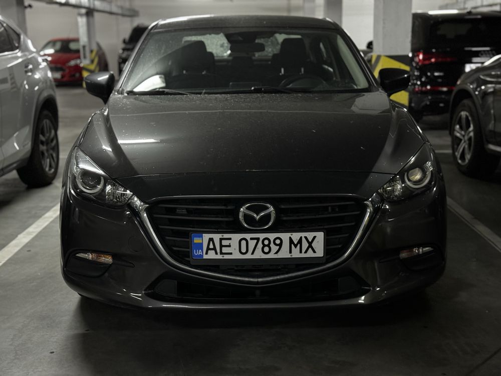 Продам власний авто Mazda 3 на автоматі з пробігом 37 т.км.