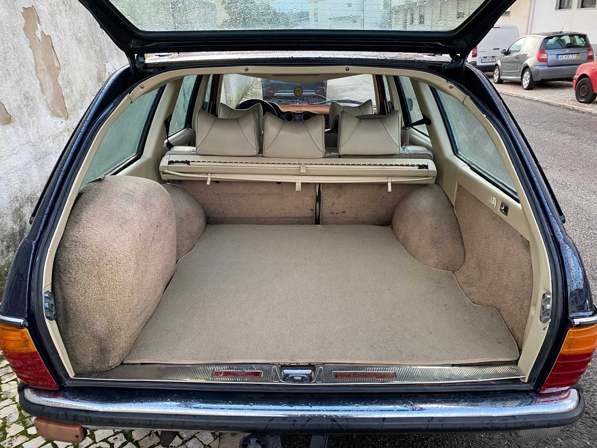 Carrinha Mercedes W123 300 TD Certificada pelo ACP