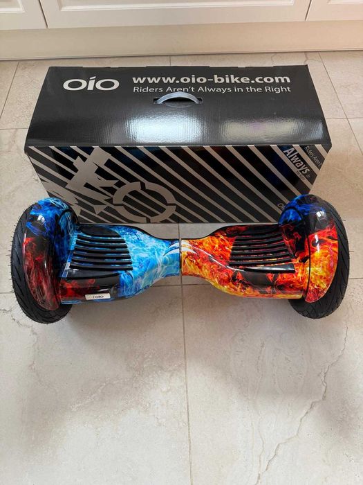 Deskorolka Elektryczna marki OIO Red-Blue Fire 1100W pompow.koła 10,5"