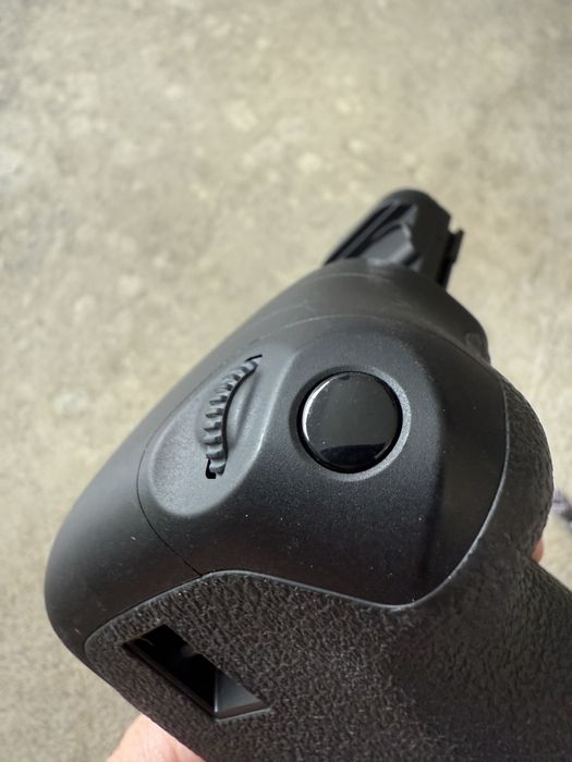 Punho Canon BG-E9 (Battery Grip EOS 60D)