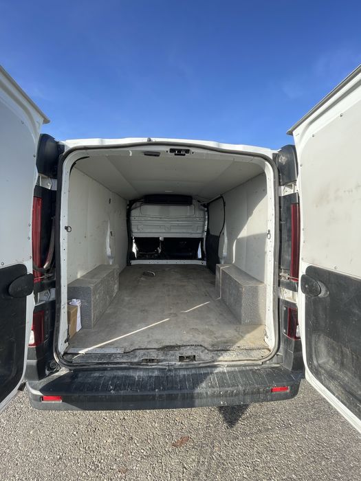 Opel Vivaro 2017 року