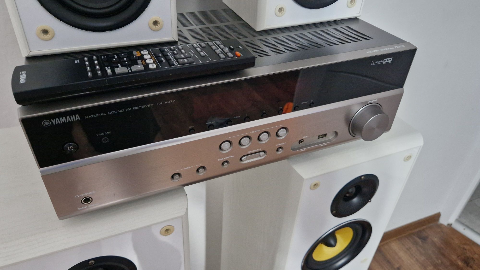 Kino domowe 5.1 Yamaha RX-V377 + Taga TAV 606 V.3