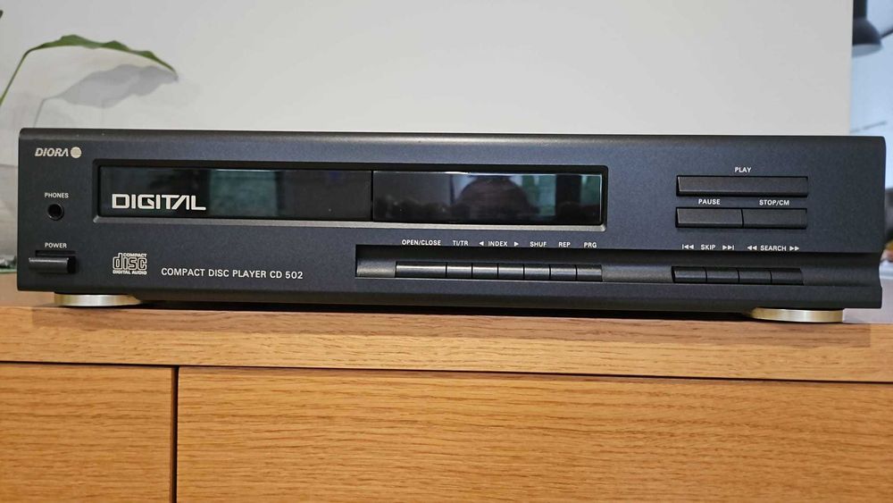 Odtwarzacz CD Dora 502