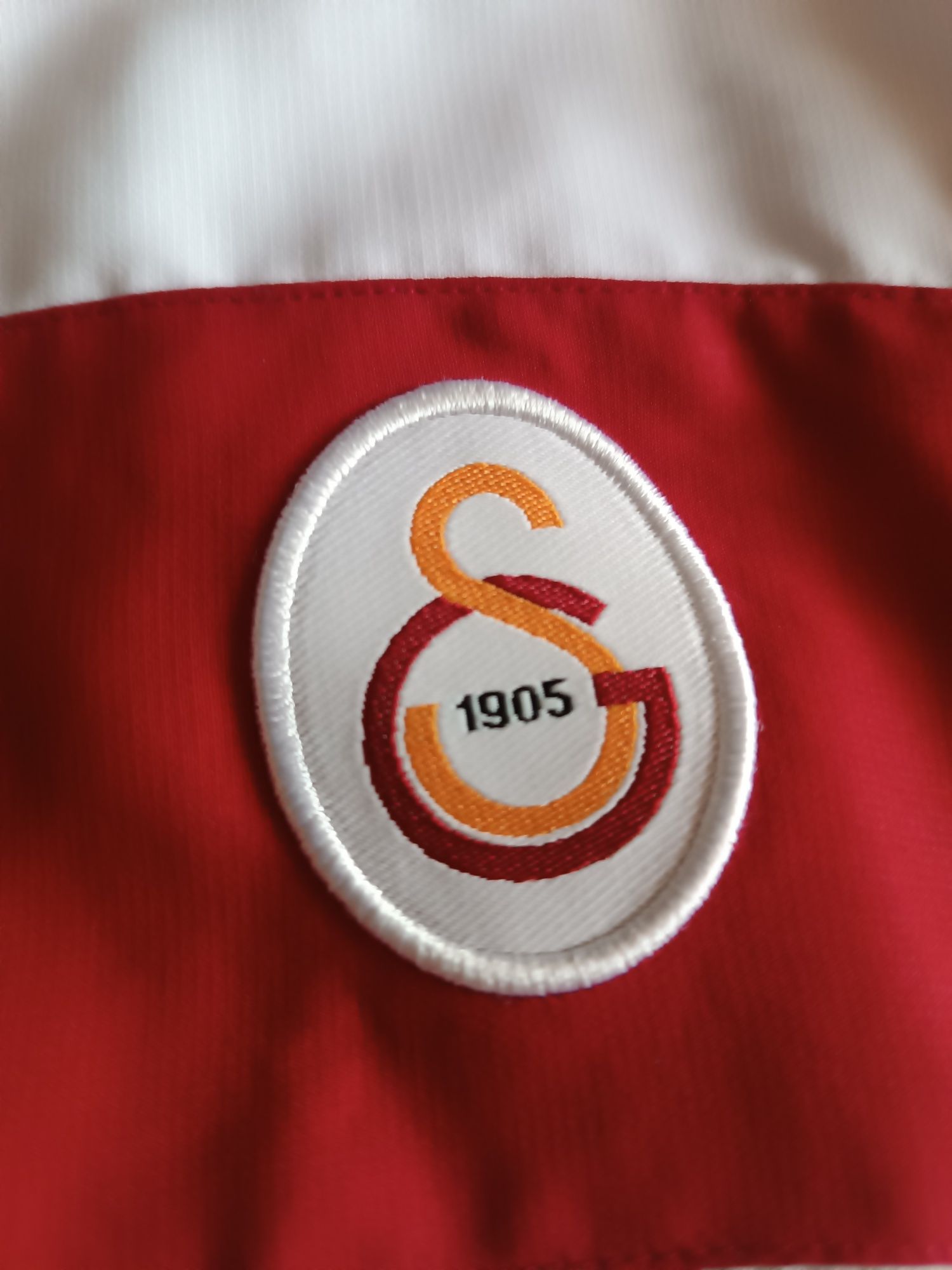 Bluza, kurtka wiosenna Galatasaray