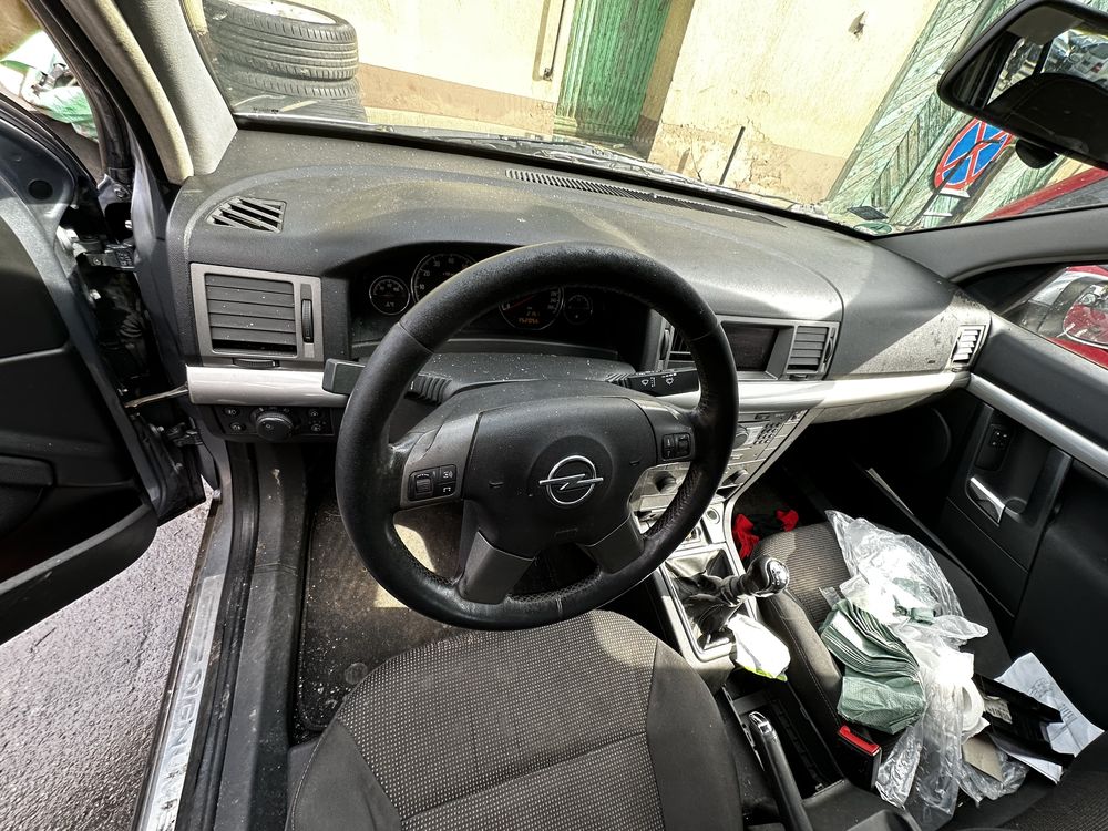 Opel Signum Z163 Vectra C na części wszystkie części xenon 2.2 Direct