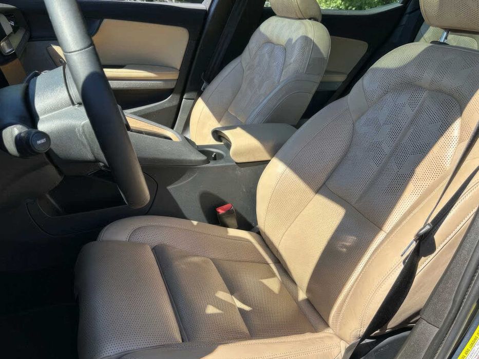 Polestar 2      2022