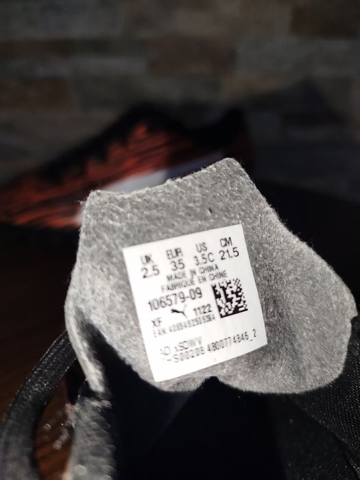 Sapatilhas Puma de futebol (n°35)