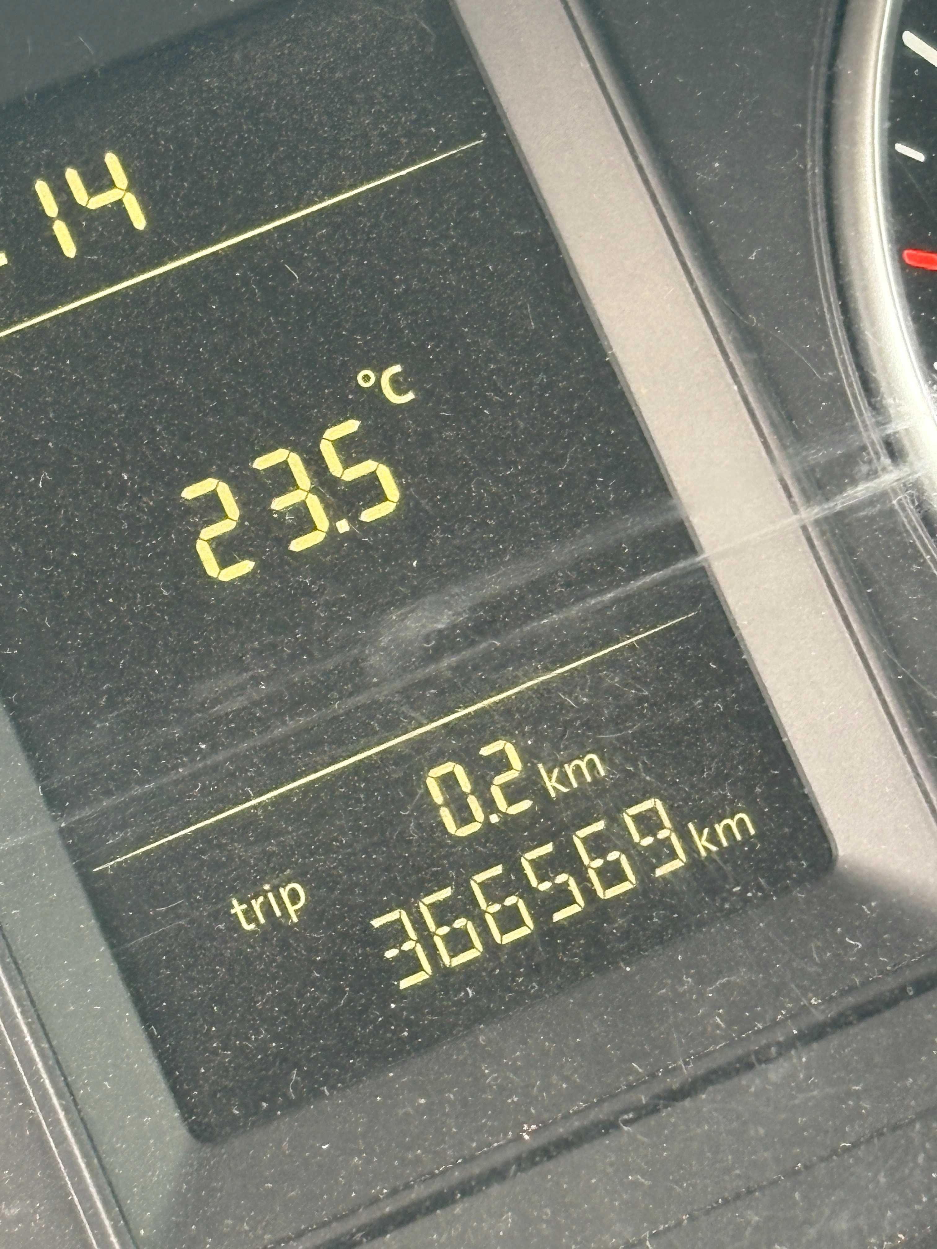Volkswagen Caddy 3 fl 1.6 tdi w całości na części