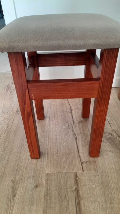 Sprzedam wygodny taboret