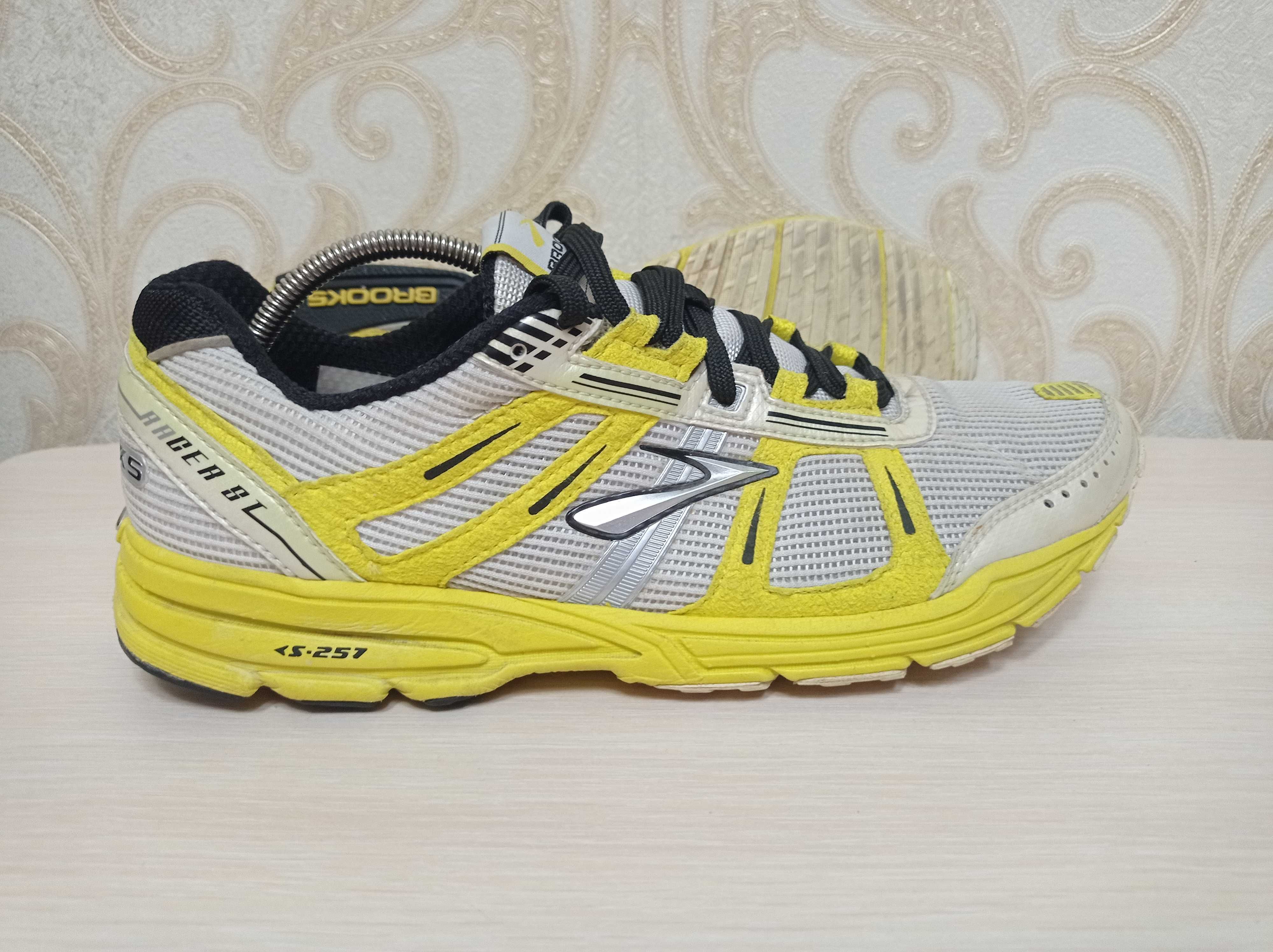 Кроссовки Brooks Racer st 257 ОРИГИНАЛ