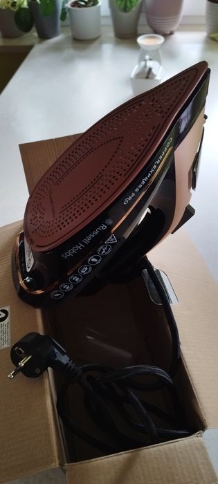 Żelazko Russel Hobs