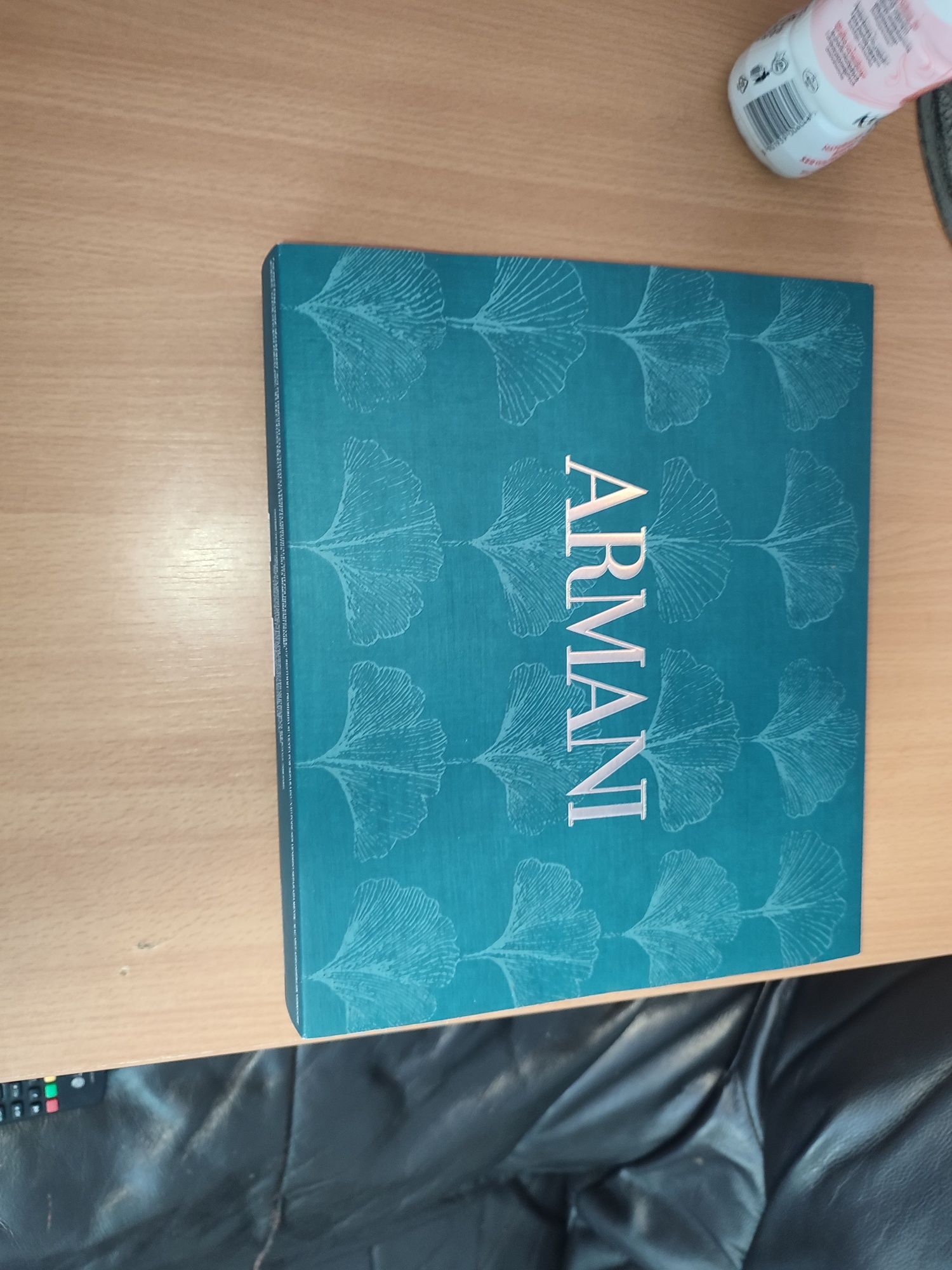 Armanii stronger with you intensely. 99% zawartości ubytek testowy