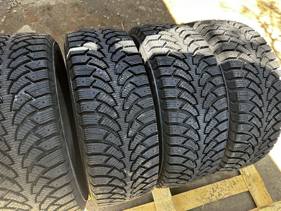Шини нові зима 215/55 R16 резина сніг лід