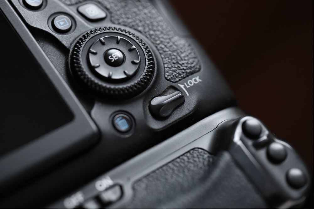 Canon 6D Mark II w super stanie! Gratisy!