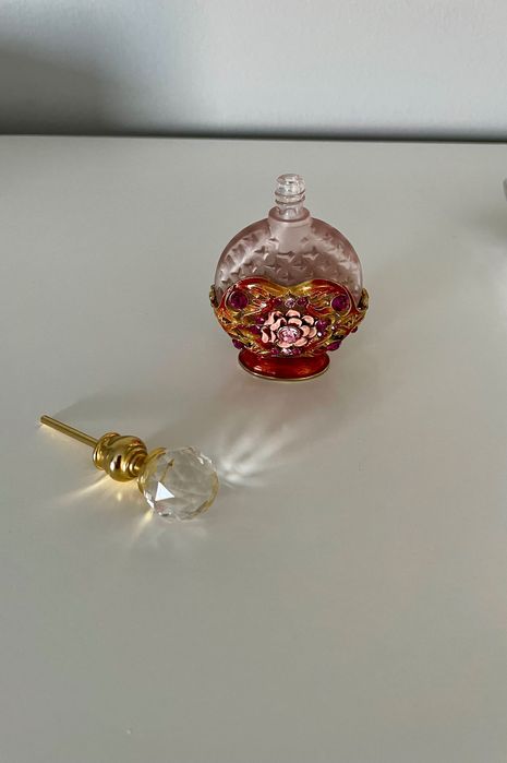 Flakonik na perfumy
