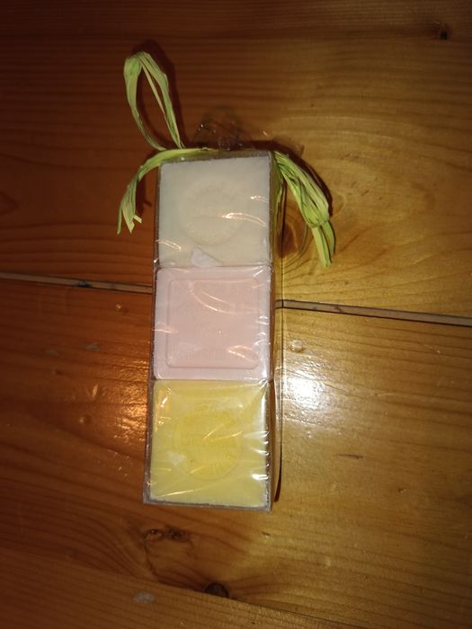 3 francuskie mydła Savon de Marsille