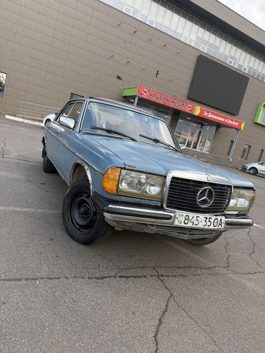 Mersedes-Benz W123 2.0disel