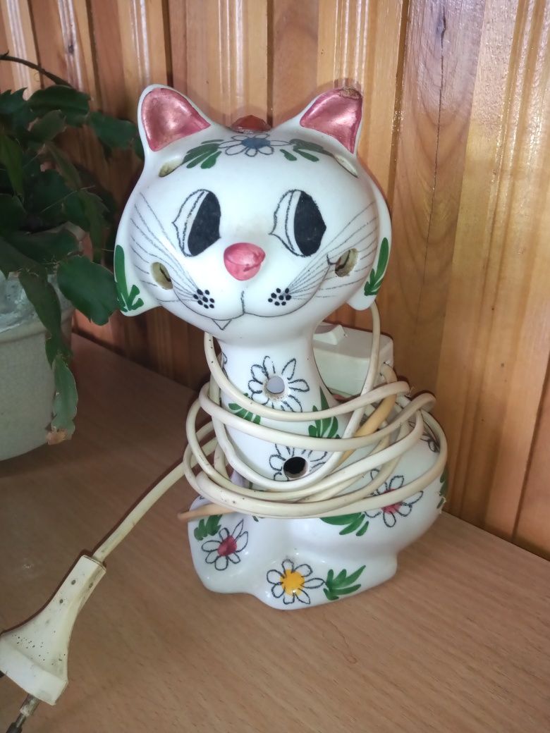 Lampka nocna retro PRL kot