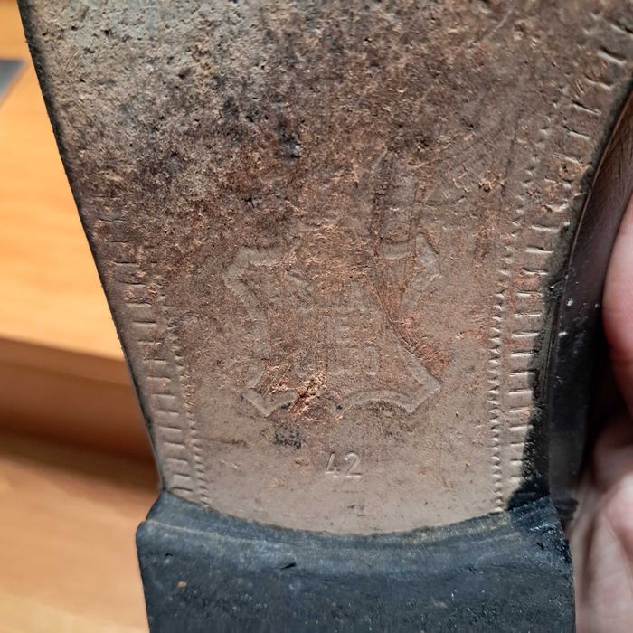 Sapatos de Homem em Pele