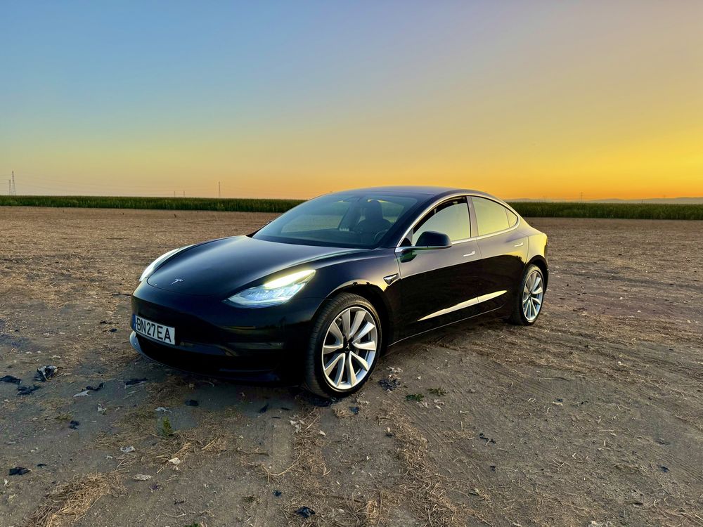 Tesla model 3 dual motor long range