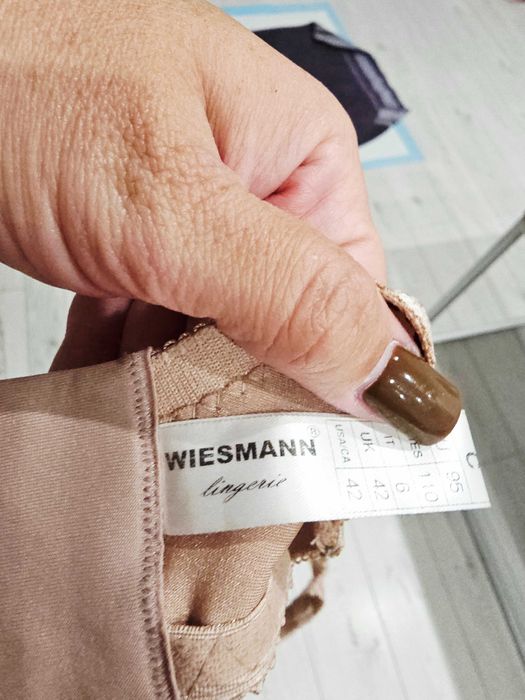 Biustonosz Wiesmann miękki, beż