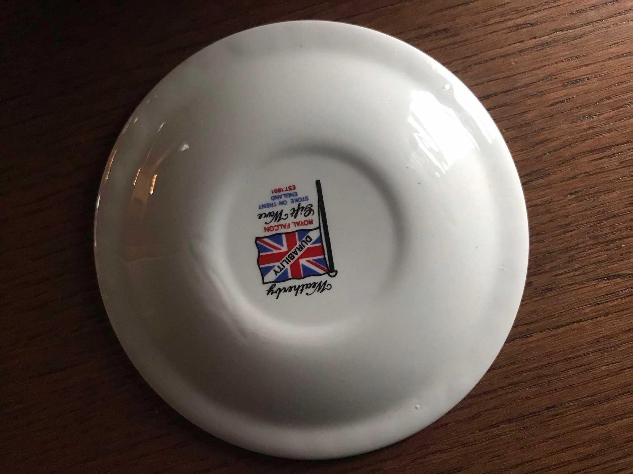 Mini talerzyk porcelanowy wieś Royal Falcon