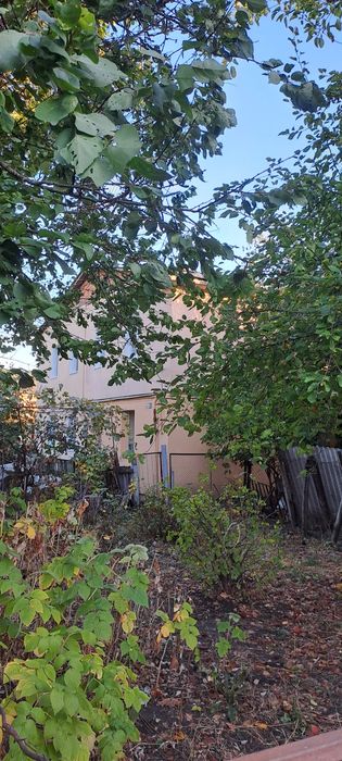 Продам двохкімнатну квартиру