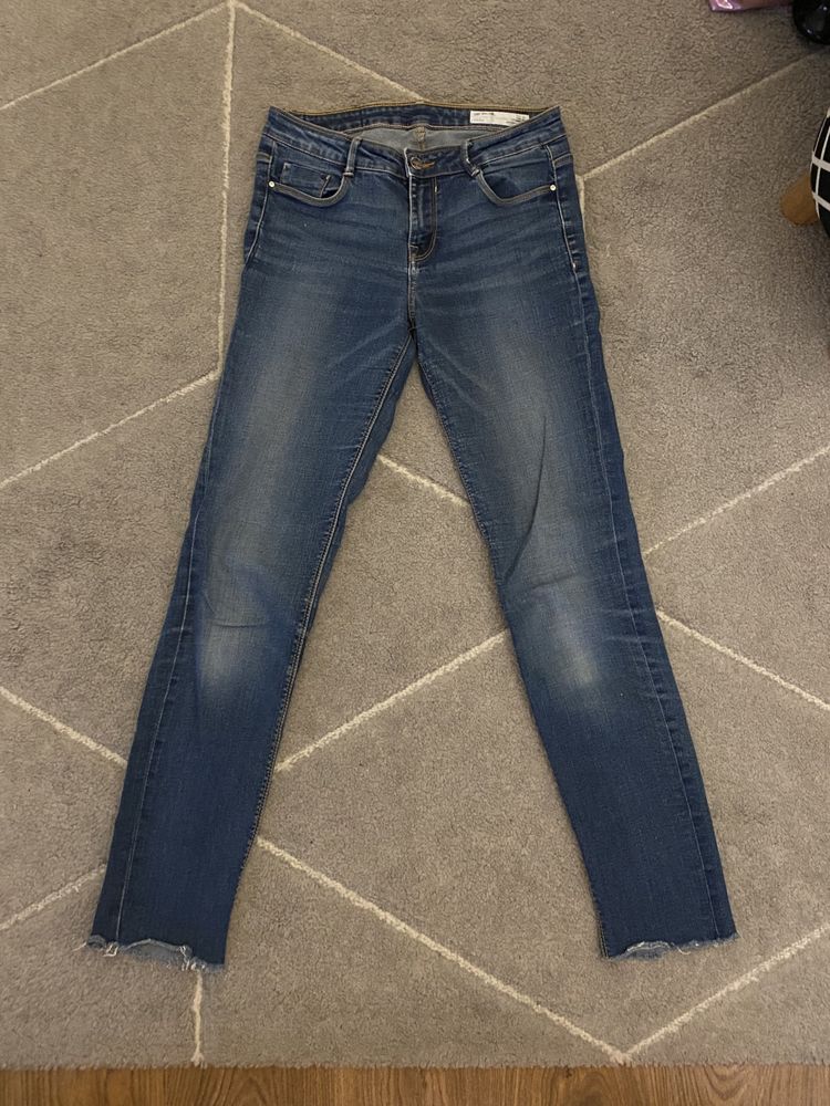 Spodnie jeansowe Zara r. 36