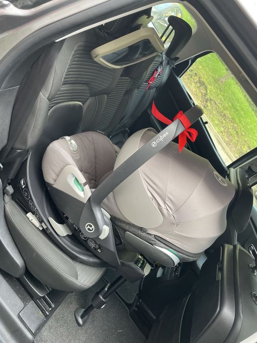 Fotelik nosidełko samochodowe CYBEX icloud Z2 + baza BEZWYPADKOWY