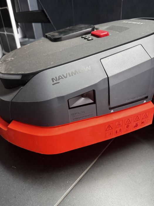 Robot corta relvas SEGWAY NAVIMOW X315