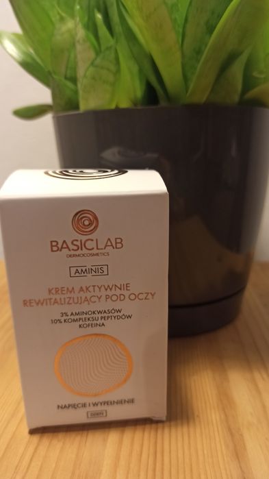 Basiclab krem pod oczy na dzień