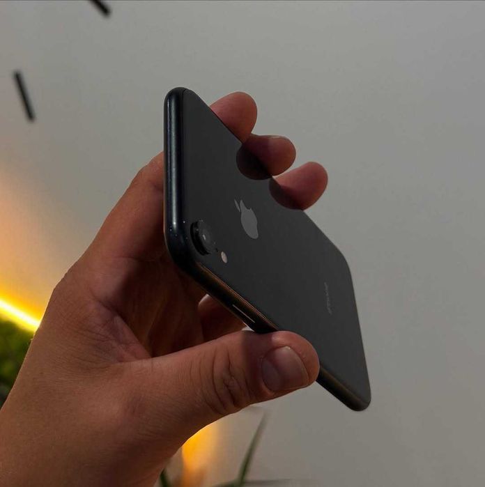 iPhone XR Гарний стан