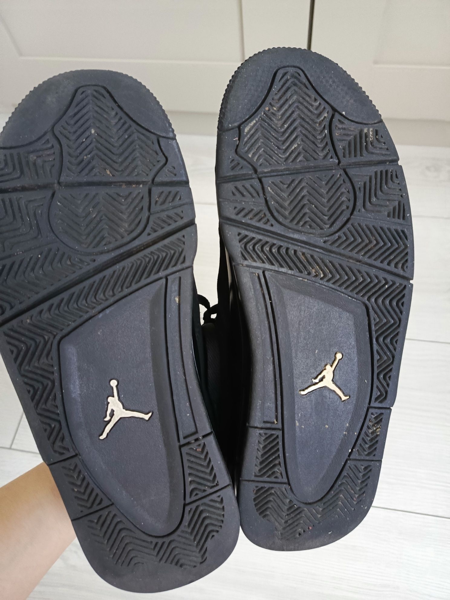 Jordan 4 black cat oryginał rozm.42 czarne