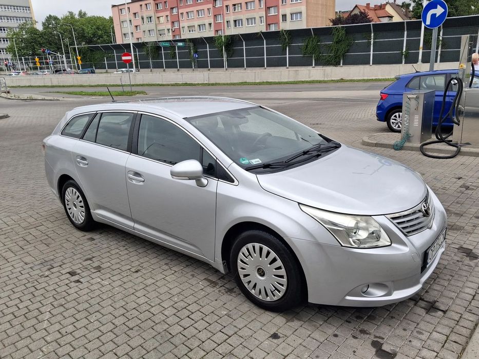 Toyota Avensis Sprzedam TOYOTA AVENSIS III 1,8 2009 Bezwypadkowa Benzyna-LPG