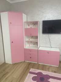 Дитячі меблі, для маленької принцеси в рожевих тонах, комплект.