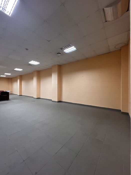 Здається в оренду комерційне приміщення в центрі Івано-Франківська