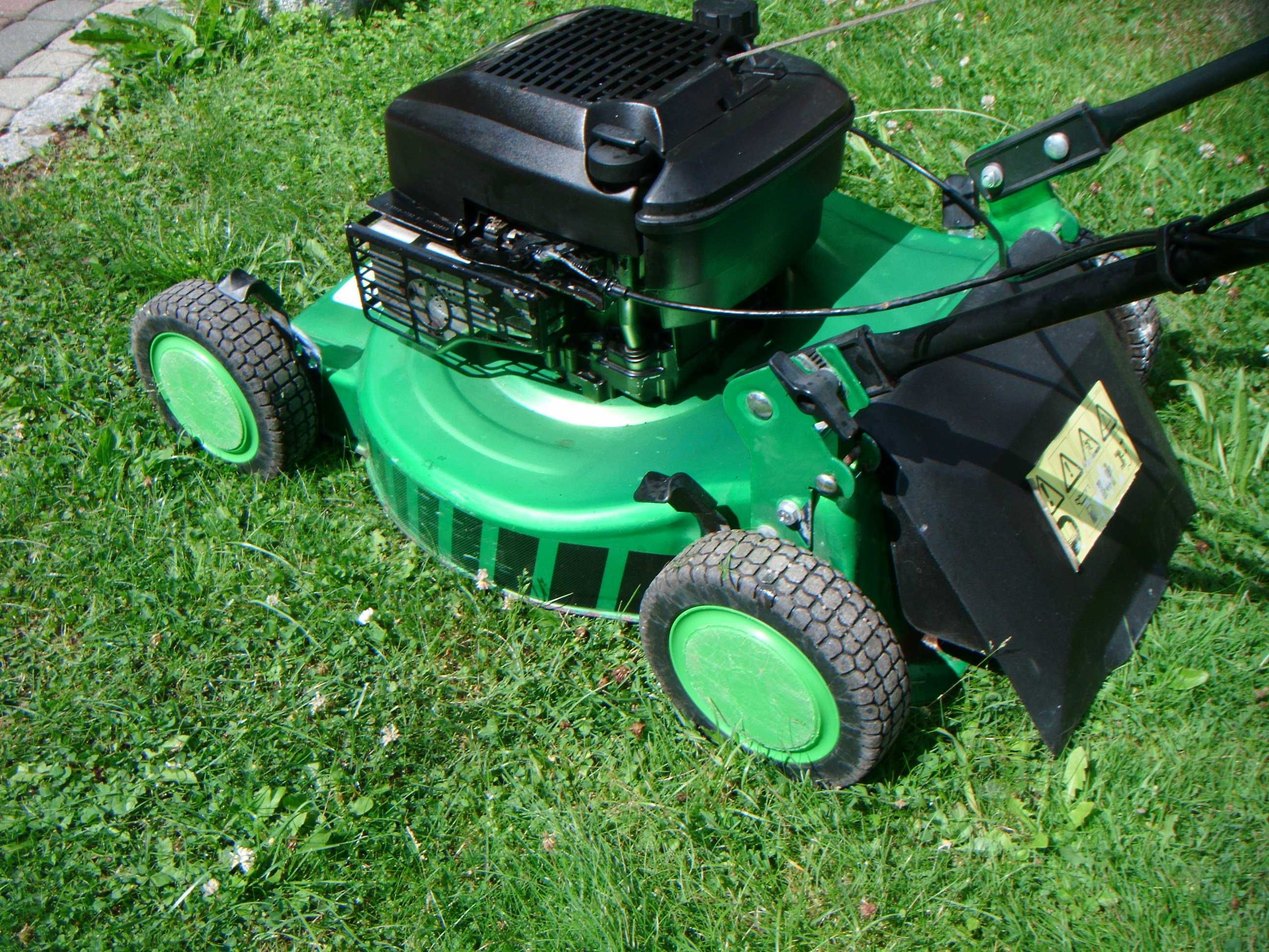 kosiarka niemiecka SPURT 4,5 HP-B&S- BDB Stan!!