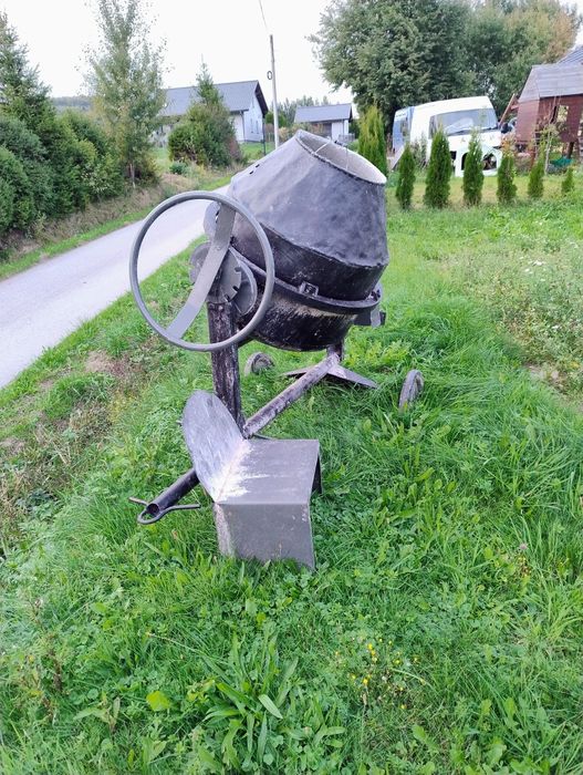 Sprzedam Betoniarkę 250l-290l