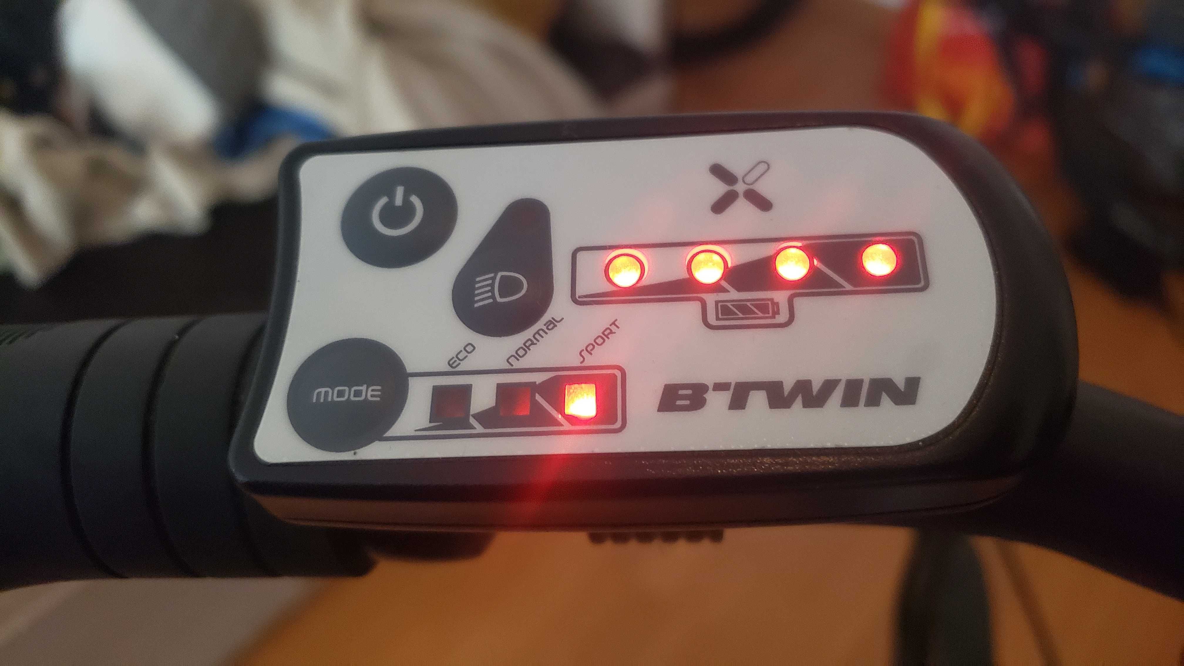 Bicicleta Elétrica (motor 250W) Dobrável Btwin Tilt 500