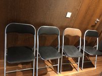 Quatro Cadeiras dobráveis