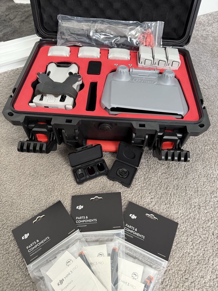 drone DJI MINI 4 pro