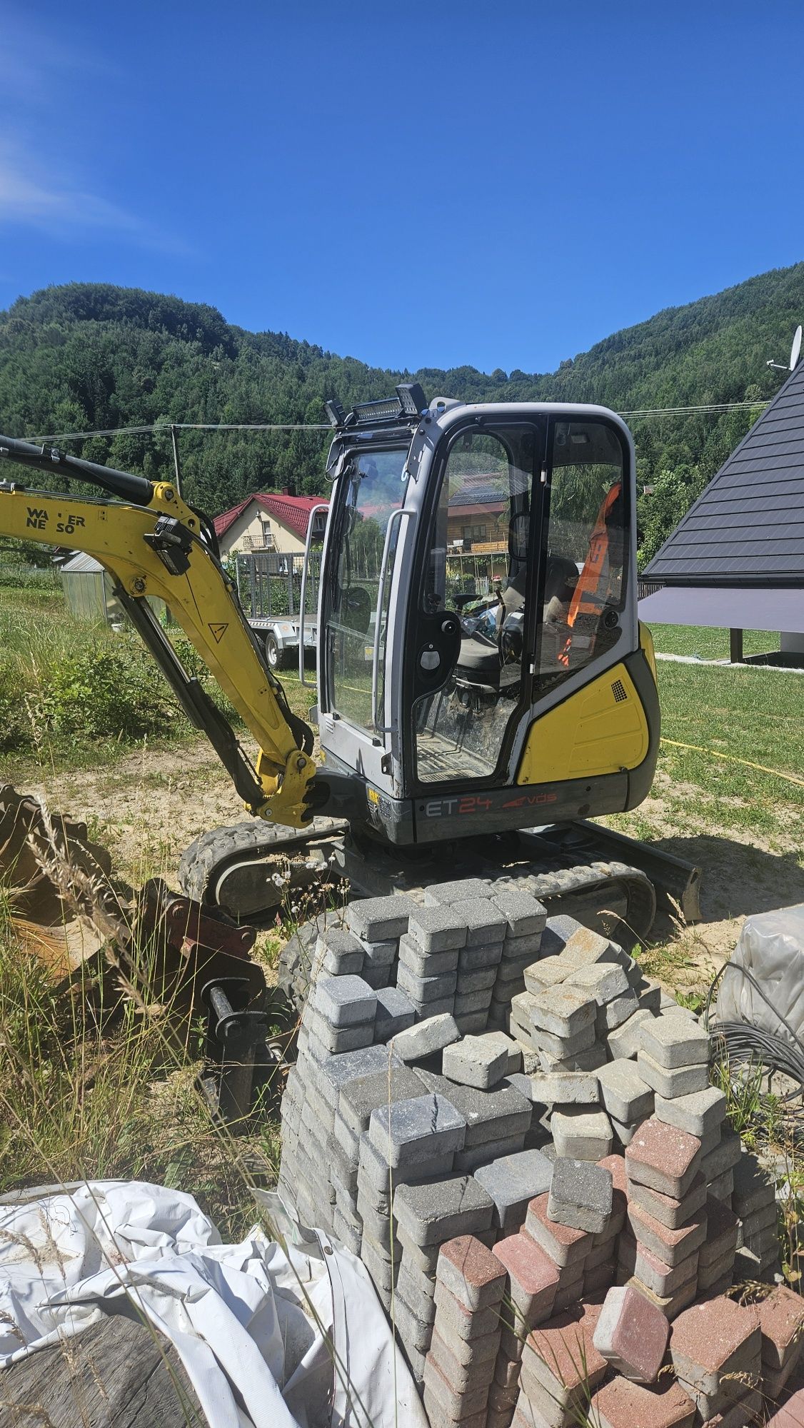 Wacker neuson et 24