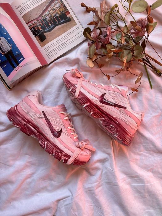 Nike Initiator Custom Pink